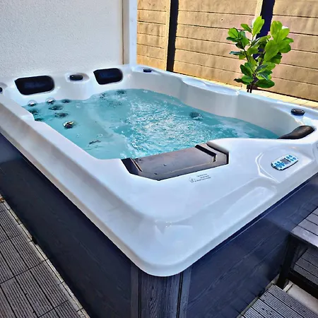 Lions Place Premium Comfort Optionaler Zugang Zum Spa- Bereich Apartment *